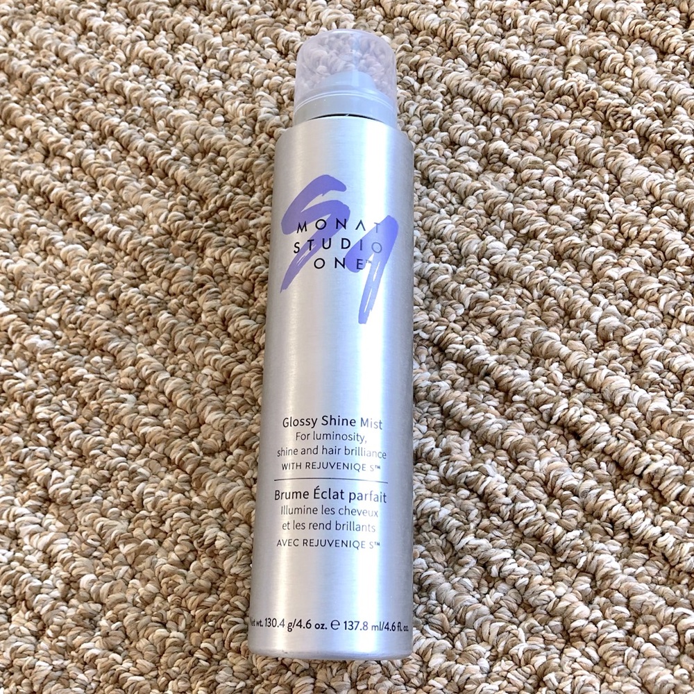 Monat glossy shine mist